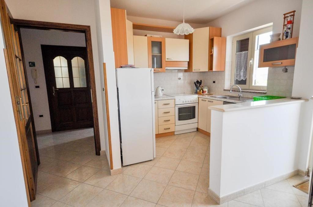 Angela Apartment Novigrad  Bagian luar foto