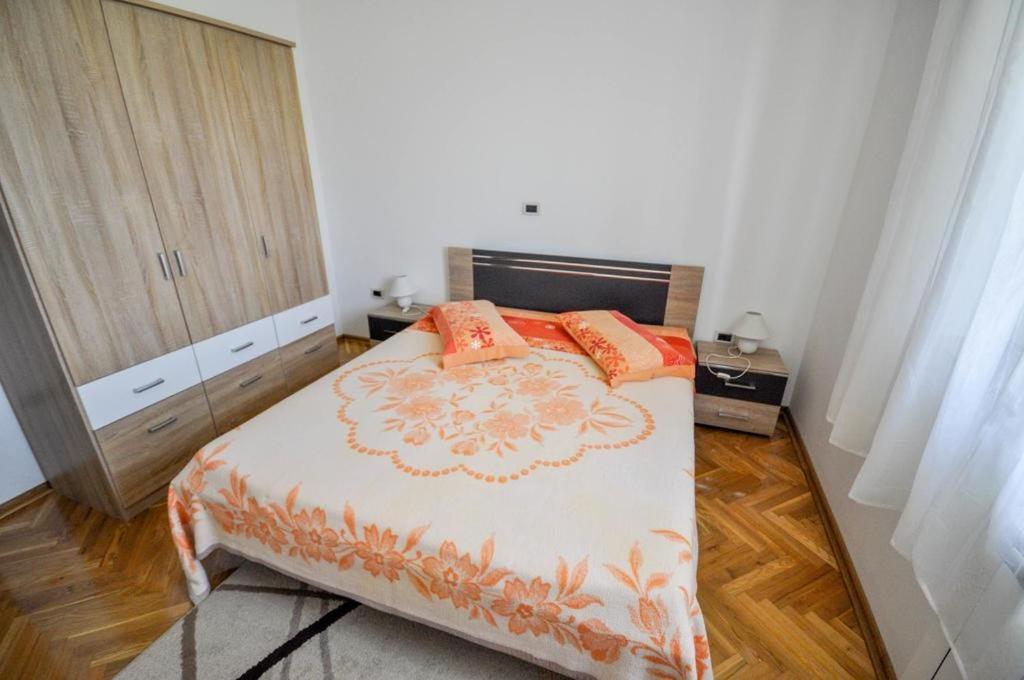 Angela Apartment Novigrad  Bagian luar foto